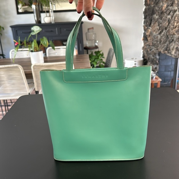 La Marthe Bucket - Picture 2 of 12